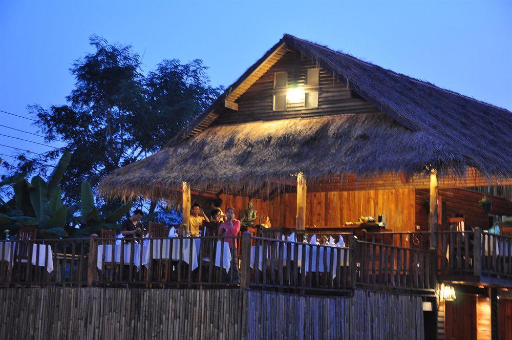 ViengTara VangVieng Resort Vang Vieng Exterior foto